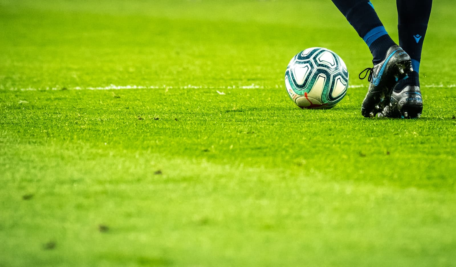 Best Sports Tracking Camera for Australian Youth Soccer, Netball & AFL
